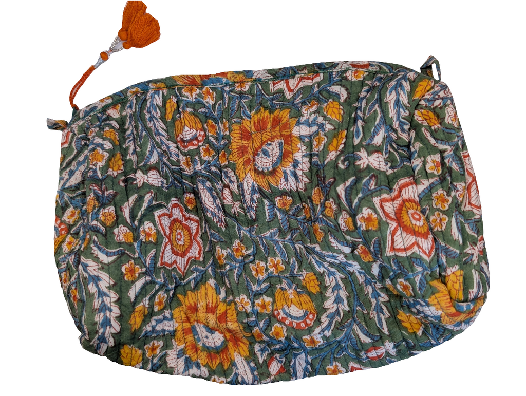 Waterproof lined wash bags