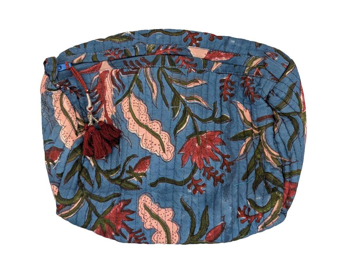 Waterproof lined wash bags